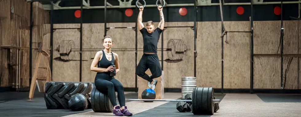 CrossFit czy warto? Poznaj zalety i wady treningu dla każdego