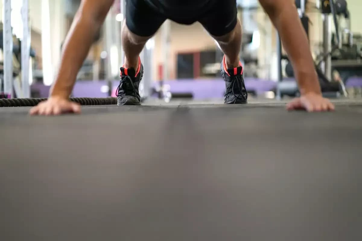 Trening FBW co to? Poznaj skuteczny sposób na wymarzoną sylwetkę