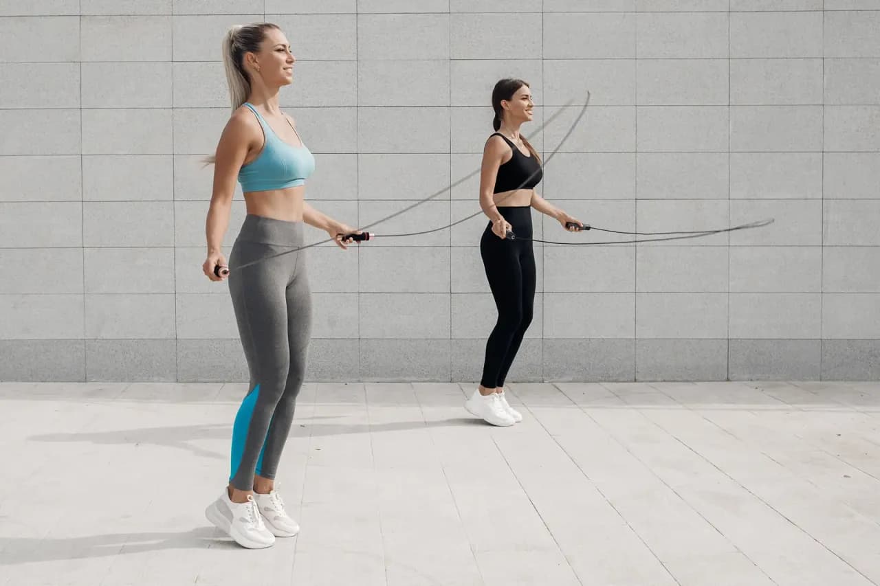 Jaka skakanka do crossfit zapewni najlepsze wyniki treningowe?