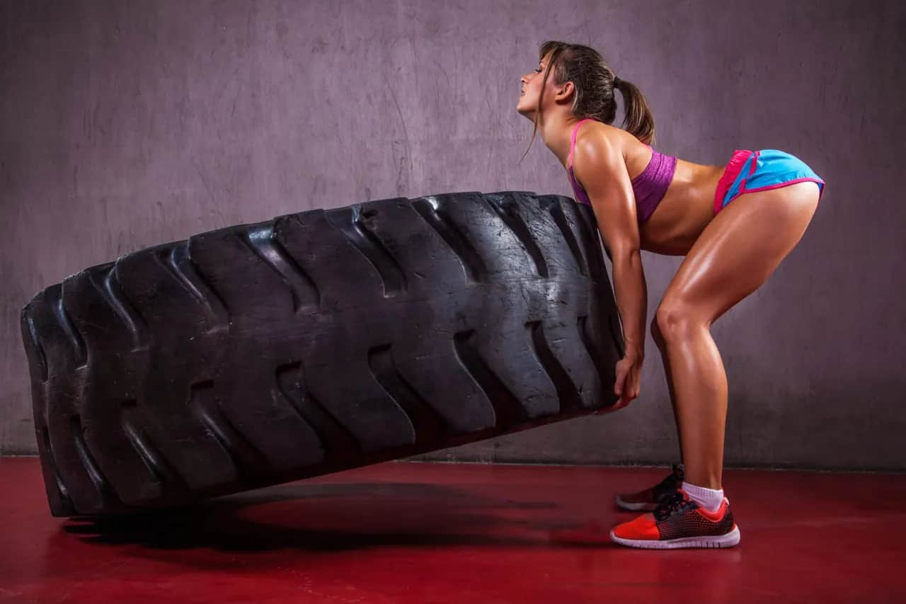 Czy crossfit jest zdrowy? Poznaj ryzyka i korzyści tego treningu
